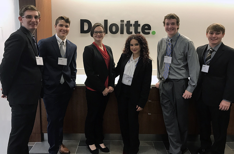 Deloitte-Team