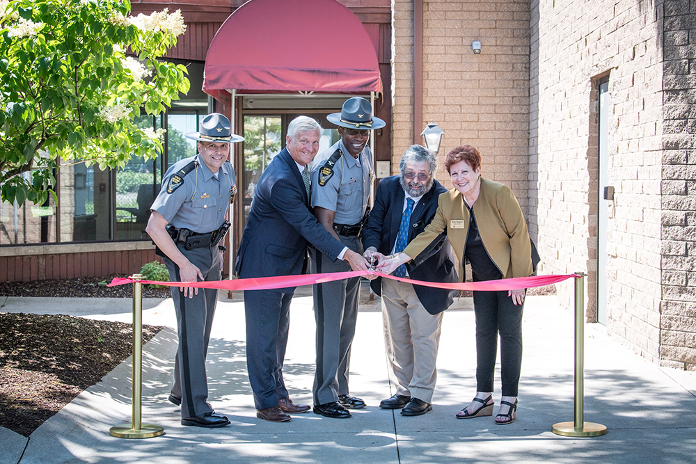 OSHP-Open-House-Ribbon-Cutting-1000